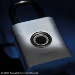 ABUS Touch Fingerabdruck-Vorhängeschloss, 4,5 Cm -Modegeschäft Für Heimbeleuchtung 10013164 4