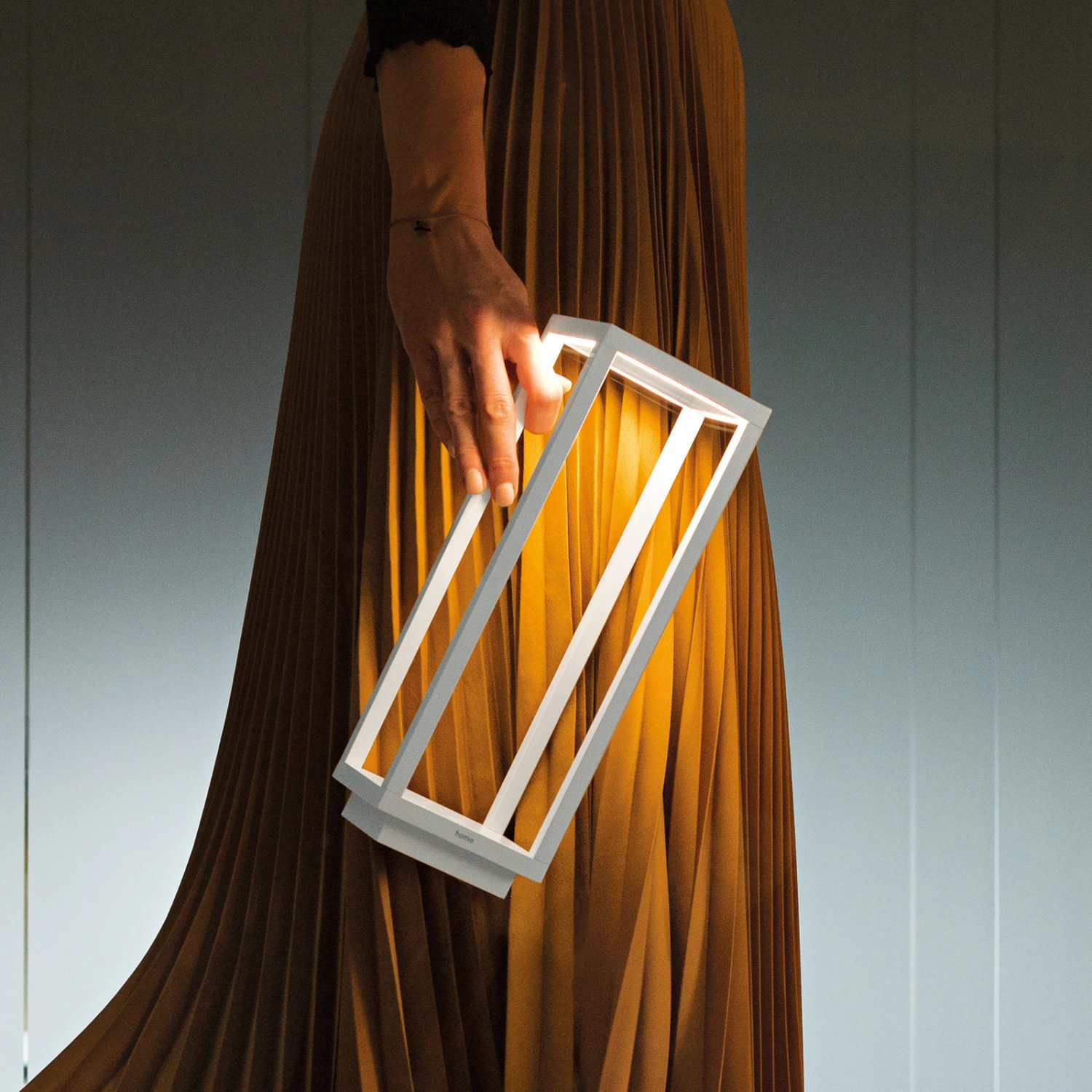 Zafferano Home LED-Akku-Laterne IP54 Weiß 2 Zafferano Home LED-Akku-Laterne IP54 Weiß – Bild 2