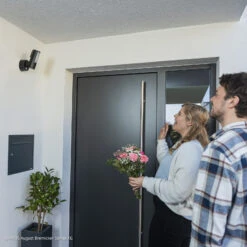 ABUS Smart WLAN Außen-Lichtkamera IP66 Schwarz 13 ABUS Smart WLAN Außen-Lichtkamera IP66 Schwarz -Modegeschäft Für Heimbeleuchtung 10022228 4