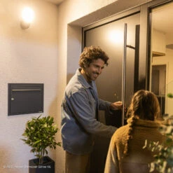 ABUS Smart WLAN Außen-Lichtkamera IP66 Schwarz 15 ABUS Smart WLAN Außen-Lichtkamera IP66 Schwarz -Modegeschäft Für Heimbeleuchtung 10022228 6