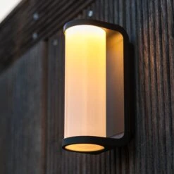 LED-Außenwandleuchte Adalyn -Modegeschäft Für Heimbeleuchtung 3006708 3