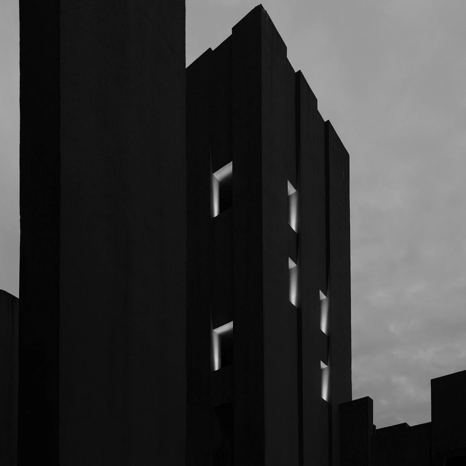 FLOS Fenestra - LED-Leuchte Für Fenster Torbögen 1 FLOS Fenestra - LED-Leuchte Für Fenster Torbögen