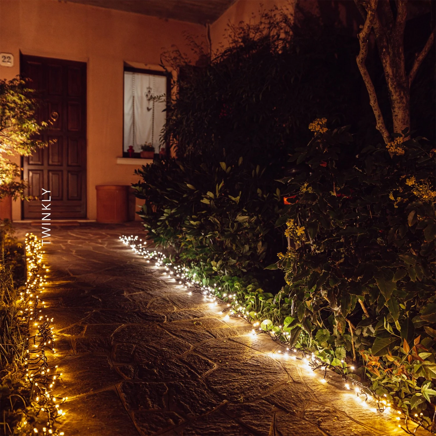 Cluster-Kette Twinkly CCT, Schwarz, 400-flammig 6m 6 Cluster-Kette Twinkly CCT, Schwarz, 400-flammig 6m – Bild 6