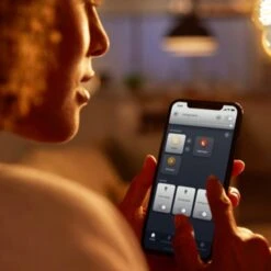 Philips Hue Kerzenlampe White Filament E14 4,5W -Modegeschäft Für Heimbeleuchtung 7534312 8