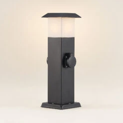 Prios Riksa Sockelleuchte, 2 Steckdosen, Schwarz -Modegeschäft Für Heimbeleuchtung 9934115 2