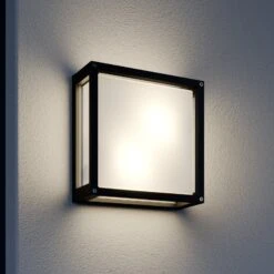 Lucande Quadratische Außenwandlampe Aurelien