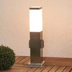 Energiesäule Lorian Mit Beleuchtung
